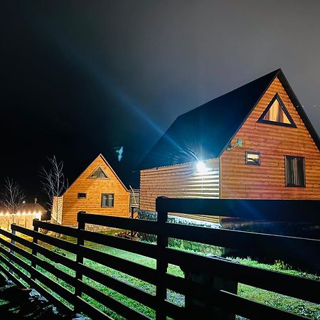 Traveler'S Cottages In Kazbegi Eksteriør bilde