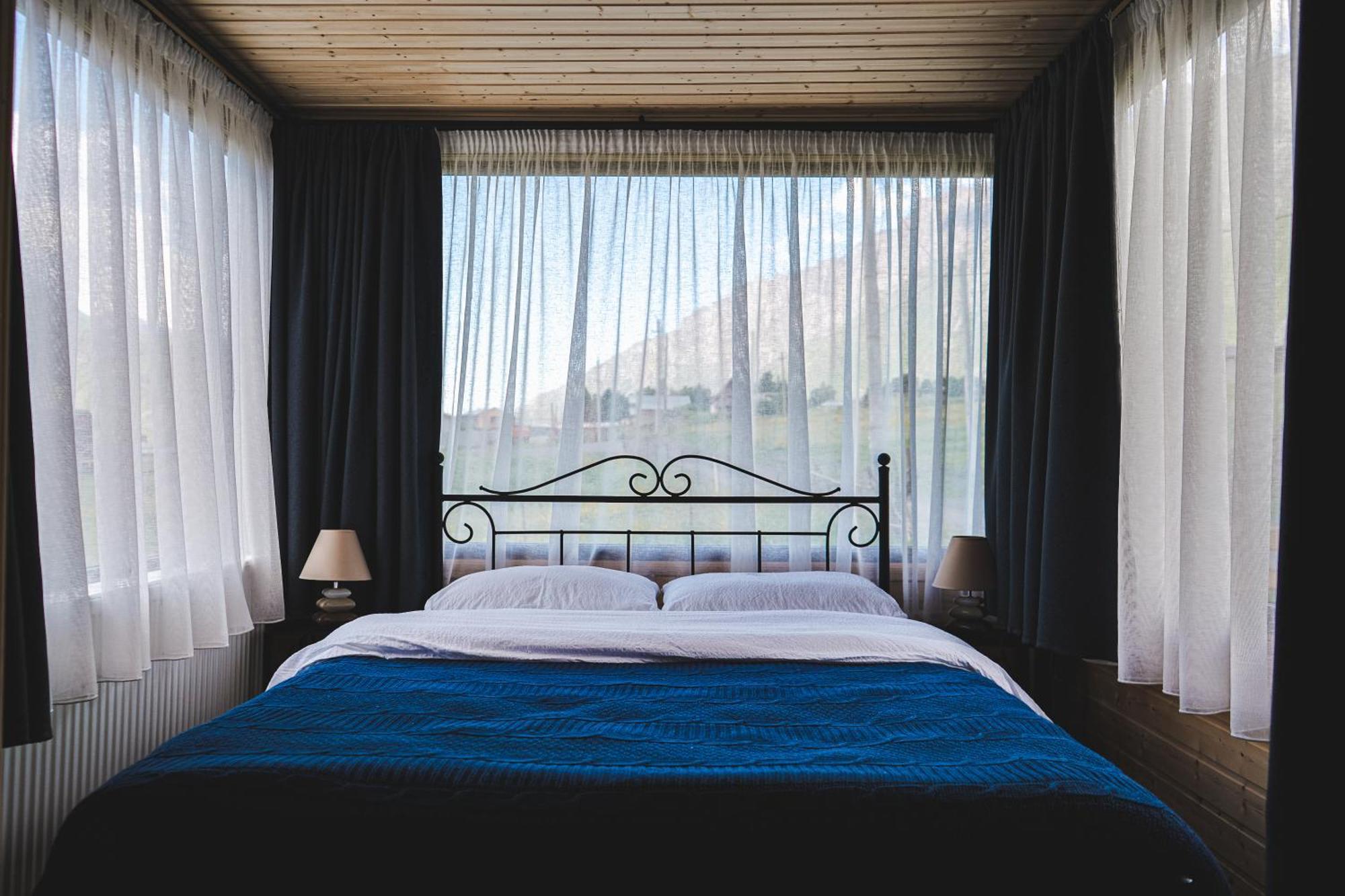 Traveler'S Cottages In Kazbegi Eksteriør bilde