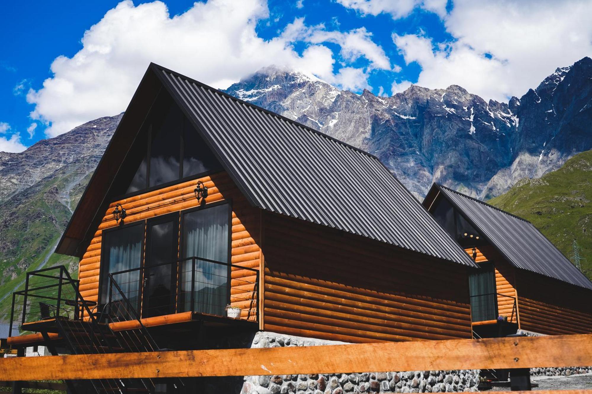 Traveler'S Cottages In Kazbegi Eksteriør bilde