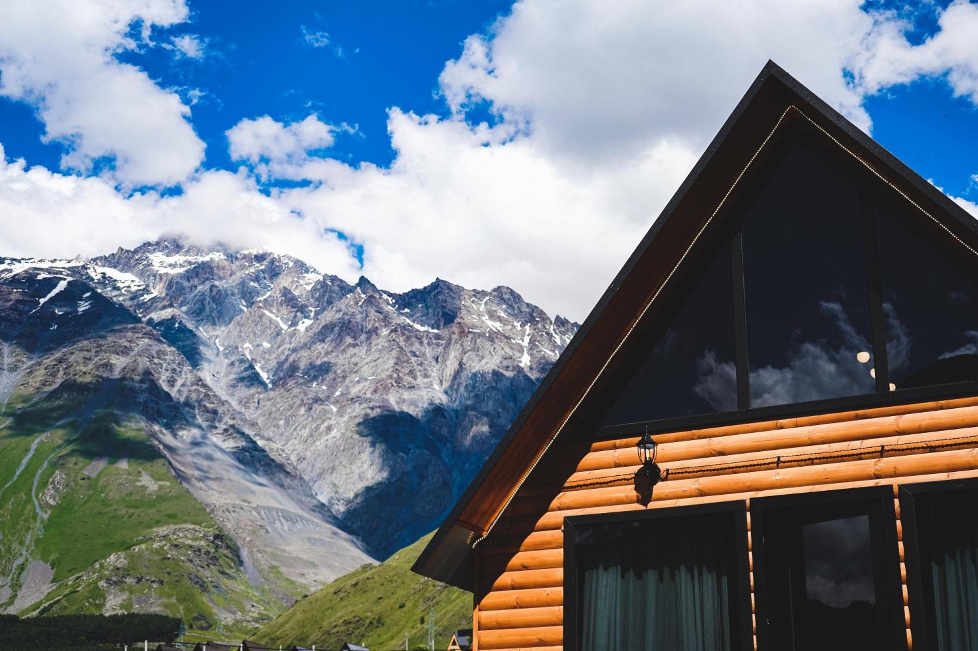 Traveler'S Cottages In Kazbegi Eksteriør bilde